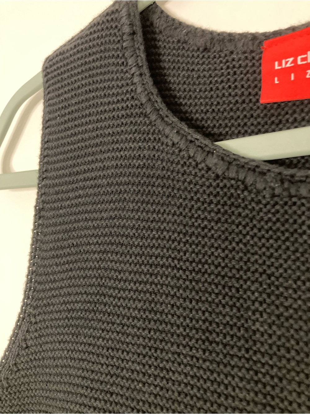 NWT Liz Claiborne Liz & Co Black Knit Sweater Vest Sleeveless Top Medium - Picture 7 of 8